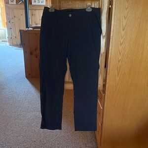 Like NEW! Marmot charcoal women’s Cargo Zip-Off Pants